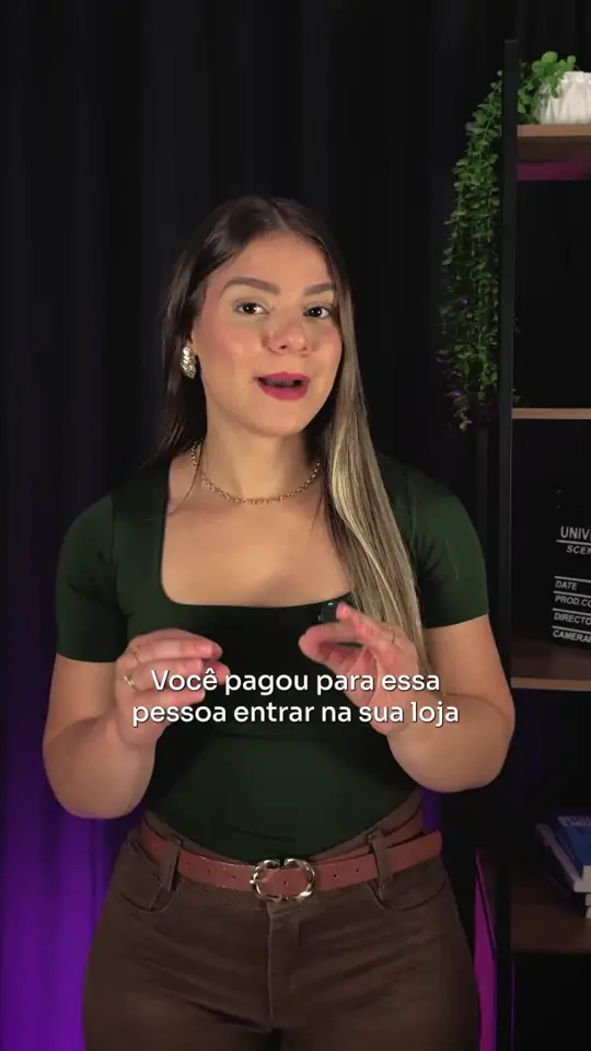Apresentadora da Mizui ao vivo